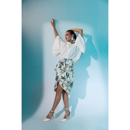 Gazab By Miku Kumar White Parc De Berczy Paris Skirt with Top (Set of 2)