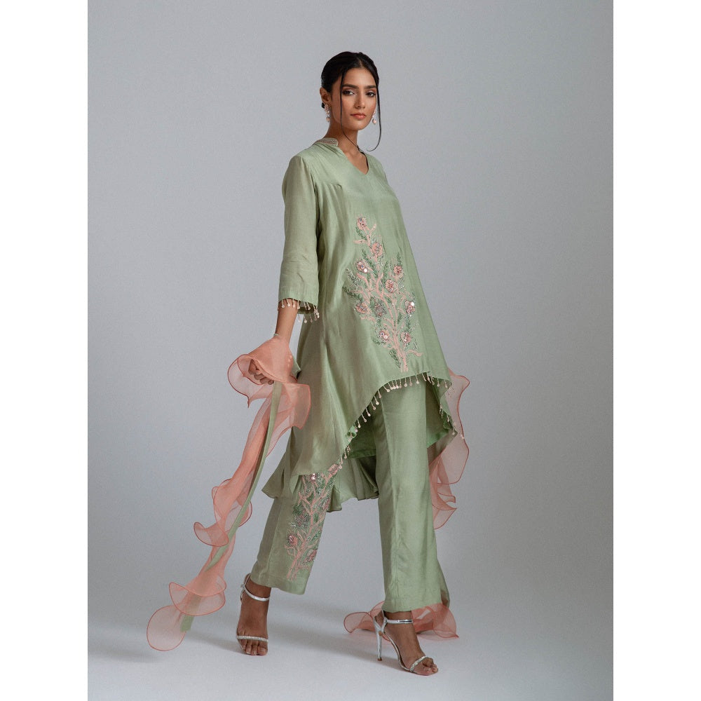 GEE SIN by Geetanjali Singh Green Silk Mul Tunic with Trousers & Ruffle Scarf (Set of 3)
