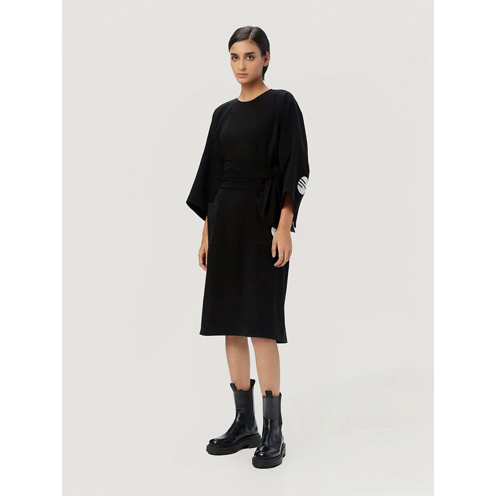 Genes Lecoanet Hemant Women's Black Solid Knee Length Dress with Belt (Set of 2)