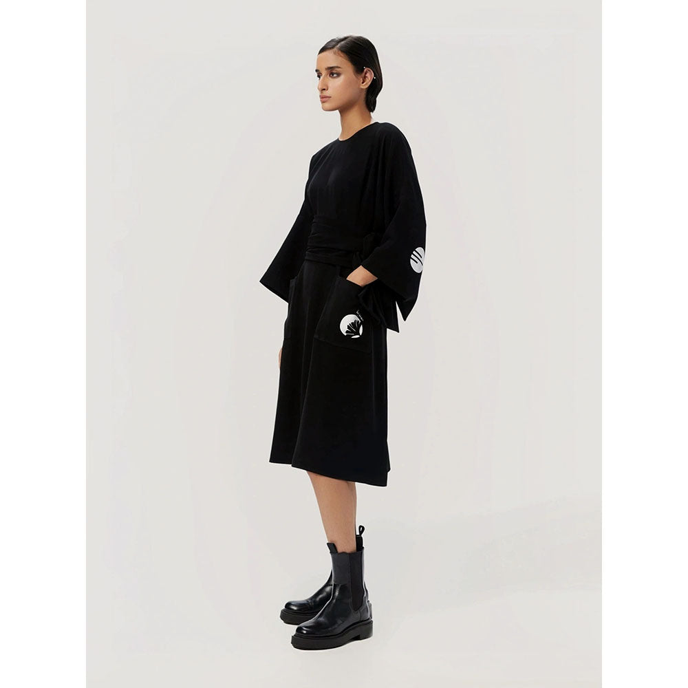 Genes Lecoanet Hemant Women's Black Solid Knee Length Dress with Belt (Set of 2)