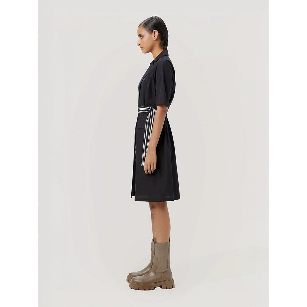 Genes Lecoanet Hemant Women's Black Solid Knee Length Dress with Belt (Set of 2)