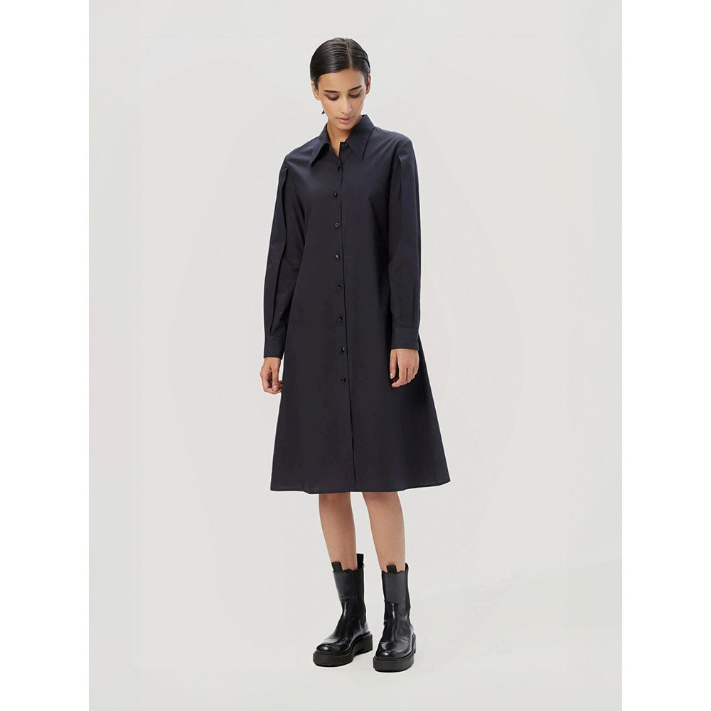 Genes Lecoanet Hemant Women's Black Solid Midi Length Dress