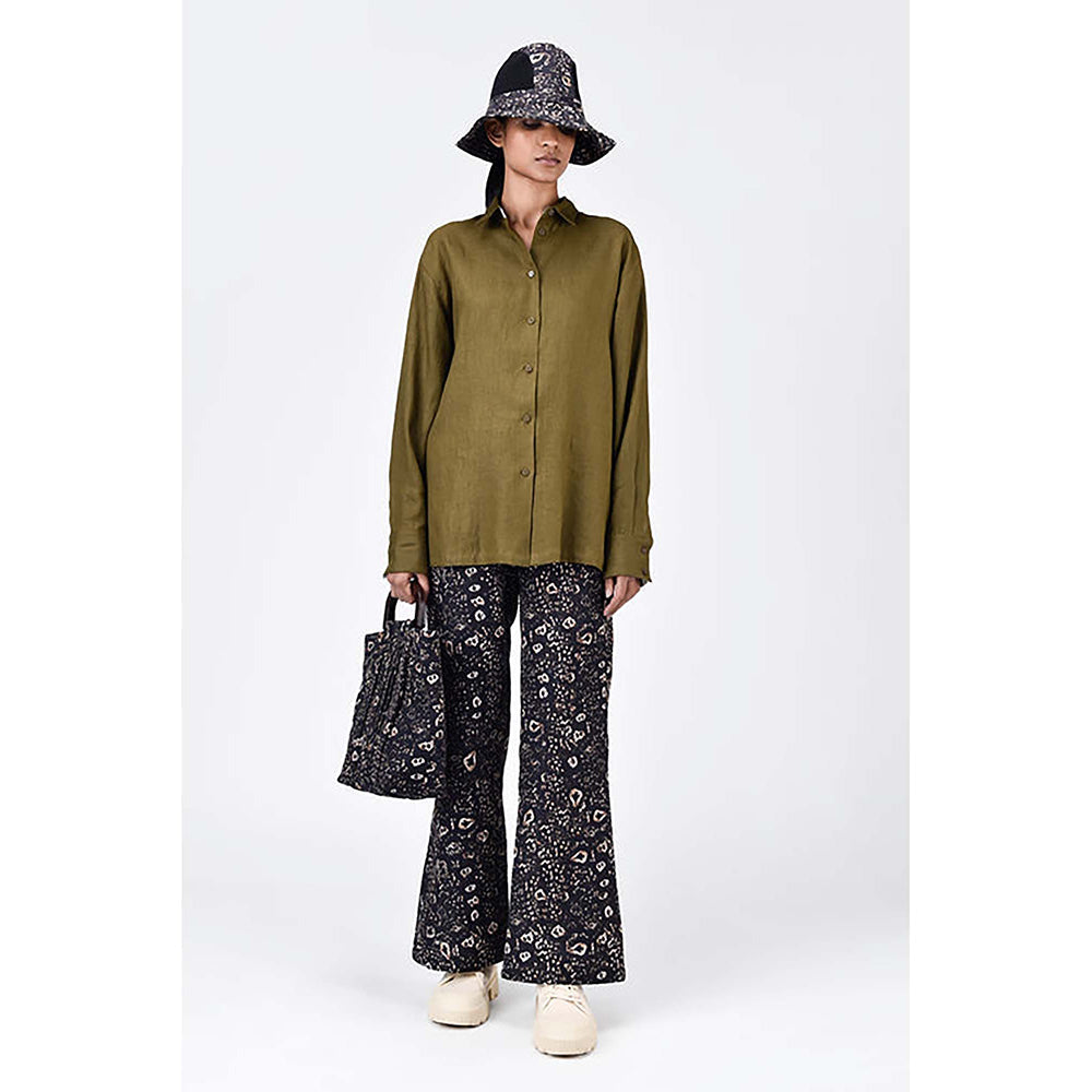Genes Lecoanet Hemant Light Linen Shirt With Hidden Stripe Details Khaki