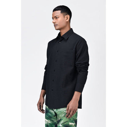 Genes Lecoanet Hemant Classic Seersucker Regular Fit Mens Button-Up Shirt Black