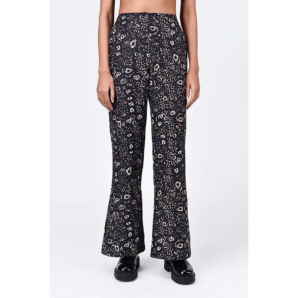 Genes Lecoanet Hemant Slim Fit Boot Cut Trousers with Bone Pockets
