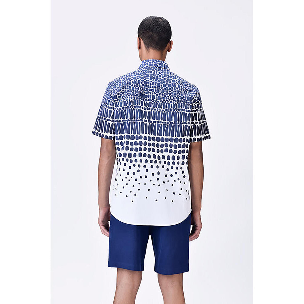 Genes Lecointe Hemant Regular Fit Half Sleeve Shirt With Cell Degrade Print