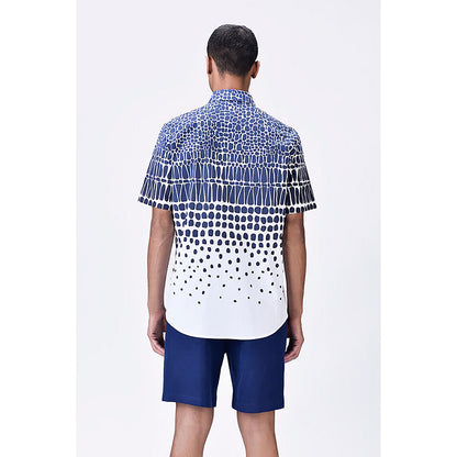 Genes Lecointe Hemant Regular Fit Half Sleeve Shirt With Cell Degrade Print