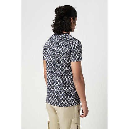 Genes Lecointe Hemant Regular Fit T-Shirt In All-Over Scallop Print