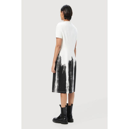 Genes Lecoanet Hemant Slim Fit Round Neck Dress With Brush Stroke Print