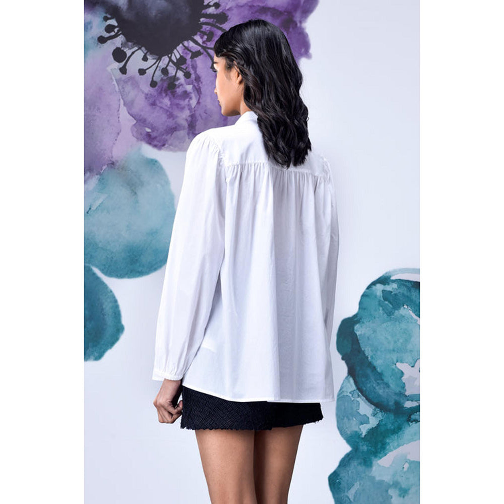 Genes Lecoanet Hemant Malmal Lace Up Relax Fit Top- White
