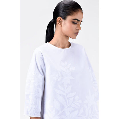 Genes Lecoanet Hemant Straight Fit Top With Tropical Applique