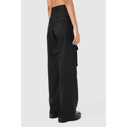 Genes Lecoanet Hemant Black Colour Viscose Solid Relaxed fit Wide Cargo Pant