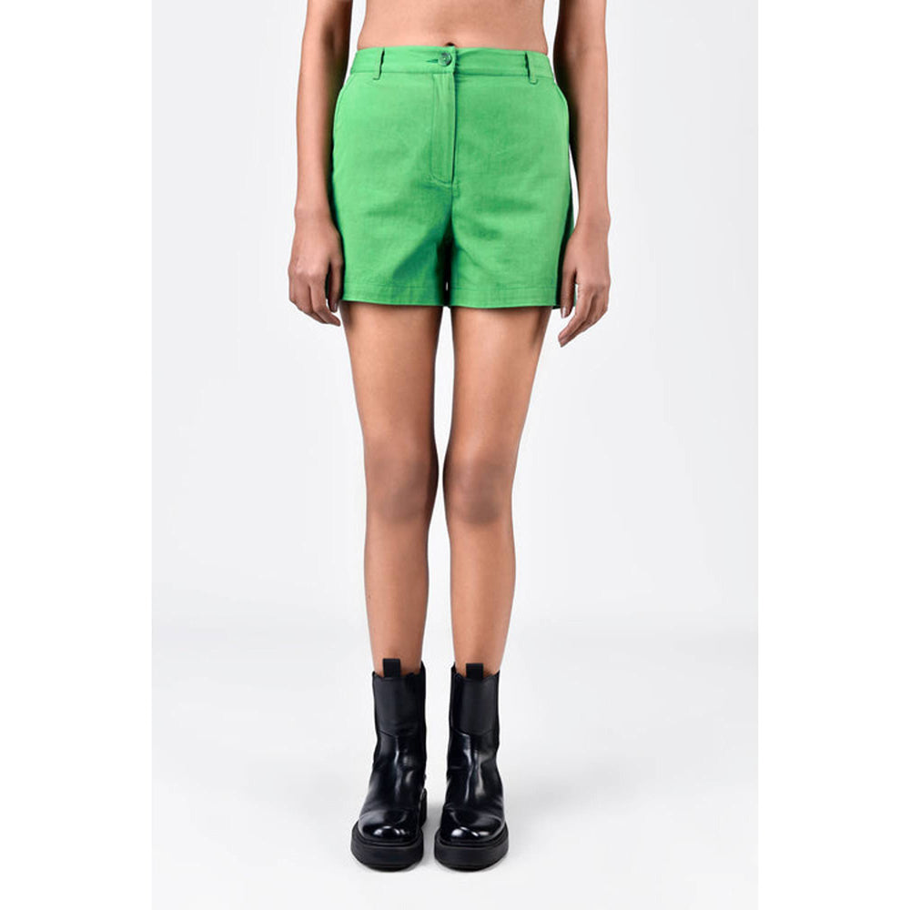 Genes Lecoanet Hemant Women'S Regular Fit Cotton Light Twill Shorts Spring Green