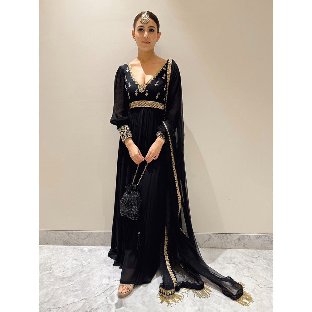 Glamique by Gungun Black Women Balloon Sleeves Anarkali with Pant and Dupatta (Set of 3)