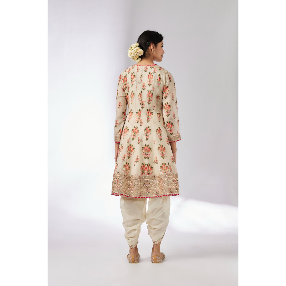 Gopi Vaid Ivory Ekta Dhoti with Kurta and Dupatta (Set of 3)