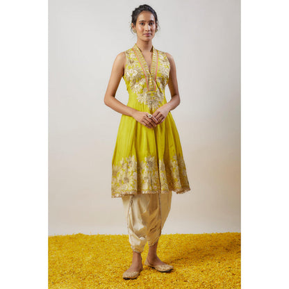 Gopi Vaid Neeti Dhoti Set