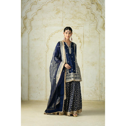 Gopi Vaid Mumtaz Sharara Set