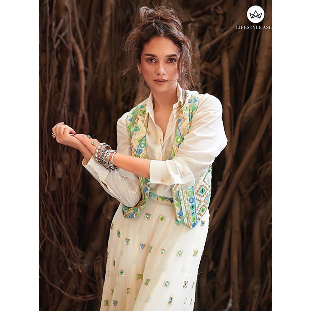 Gopi Vaid Aditi Rao Hydari In Amara Jacket Set with Flared Pants