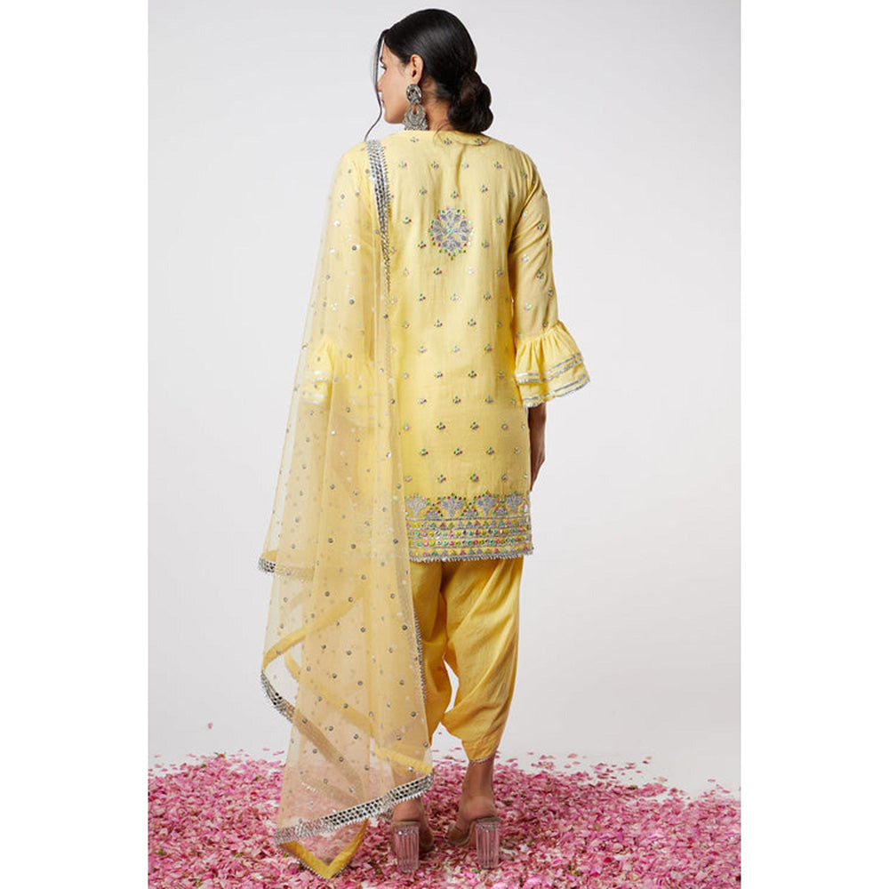 Gopi Vaid Noor Dhoti Set