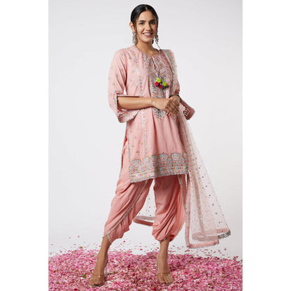Gopi Vaid Noor Dhoti Set