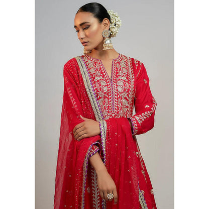 Gopi Vaid Anshula Kapoor in Aarohi Anarkali Set