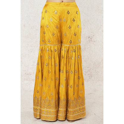 Gopi Vaid Nabha Sharara Set