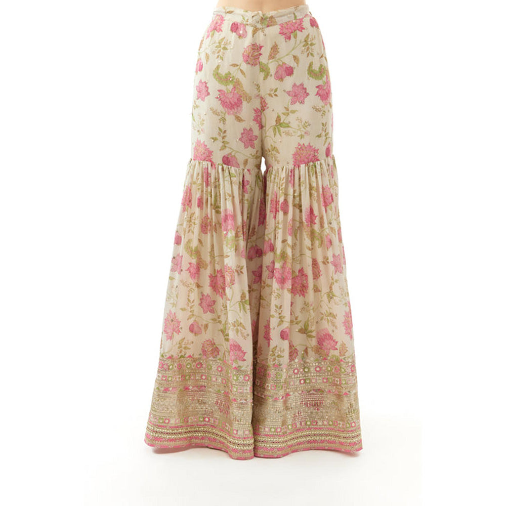 Gopi Vaid Dhvanika Halter Set