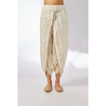 Gopi Vaid Ekta AG Dhoti Set