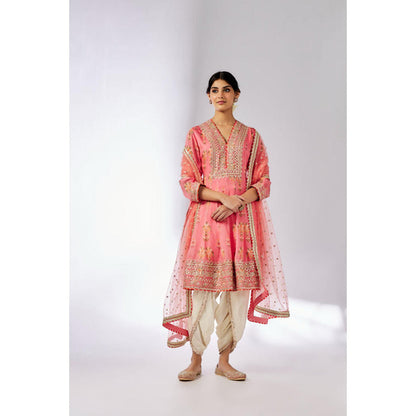 Gopi Vaid Ekta AG Dhoti Set
