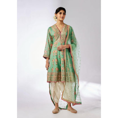 Gopi Vaid Ekta AG Dhoti Set