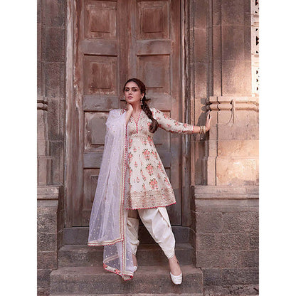 Gopi Vaid Ekta AG Dhoti Set-Huma Qureshi