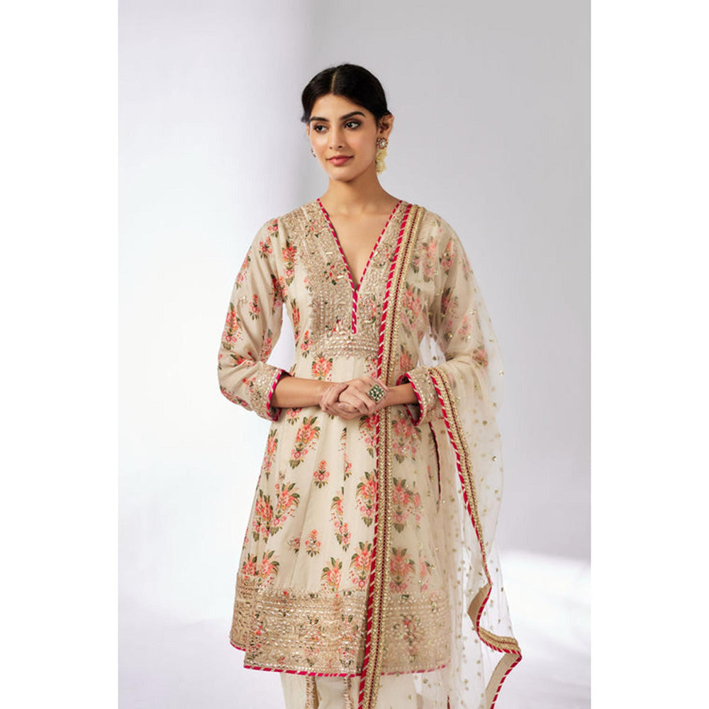 Gopi Vaid Ekta AG Dhoti Set-Huma Qureshi