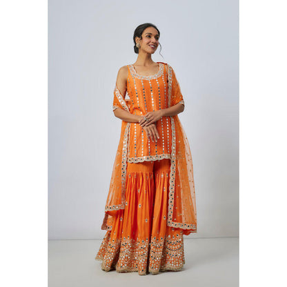 Gopi Vaid Hrida Sharara Set