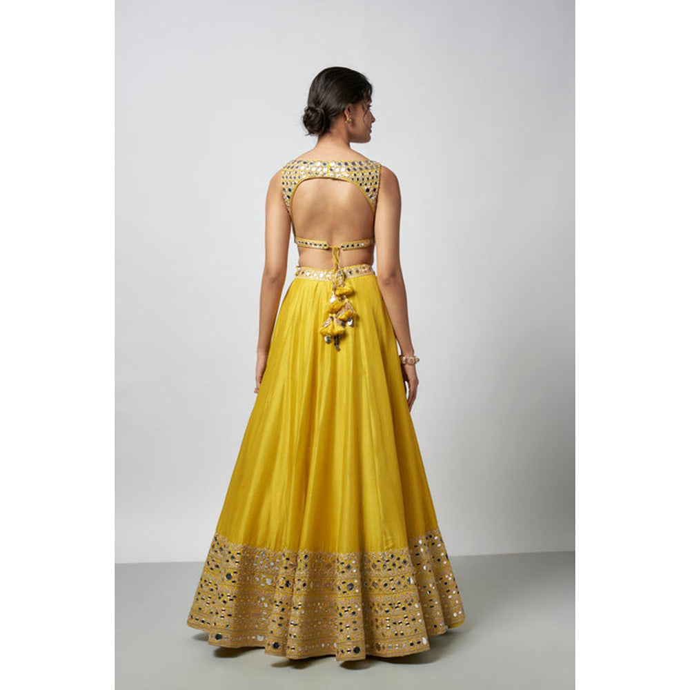 Gopi Vaid Kangana Lehenga with Blouse and Dupatta