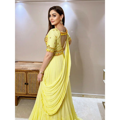 Gopi Vaid Shefali Jariwala In Saree with Stitched Blouse Gown