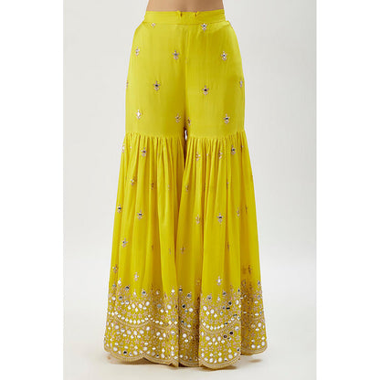 Gopi Vaid Soneera Sharara Set