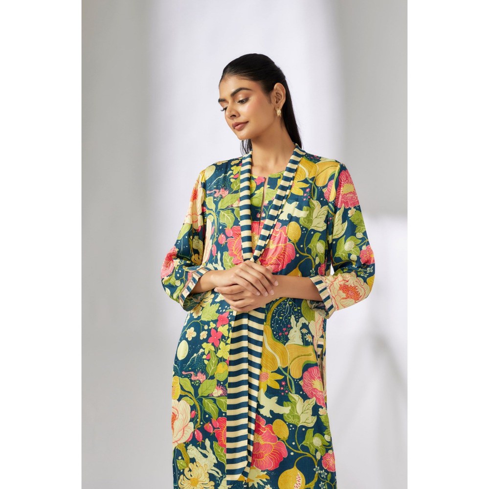 Gopi Vaid Lily Scarf Blue Kurta with Palazzo