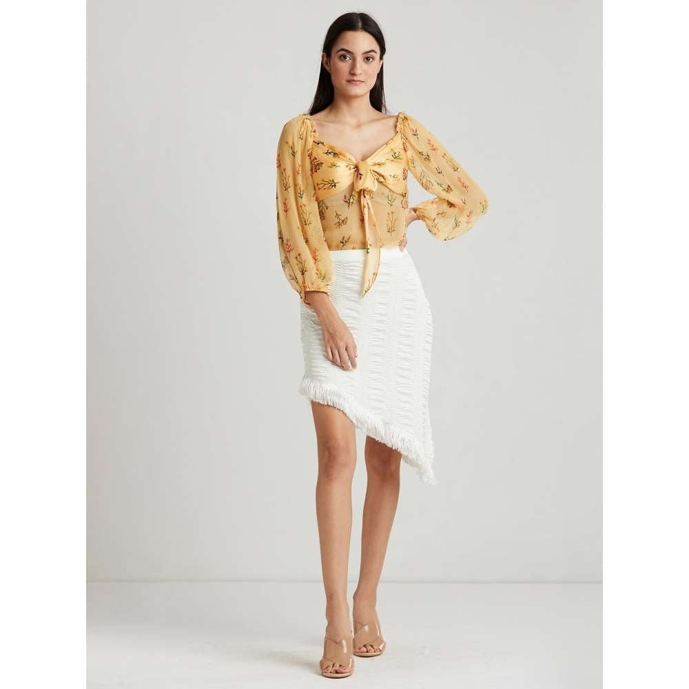 GUAPA Sila Front Knot Sweetheart Blouse