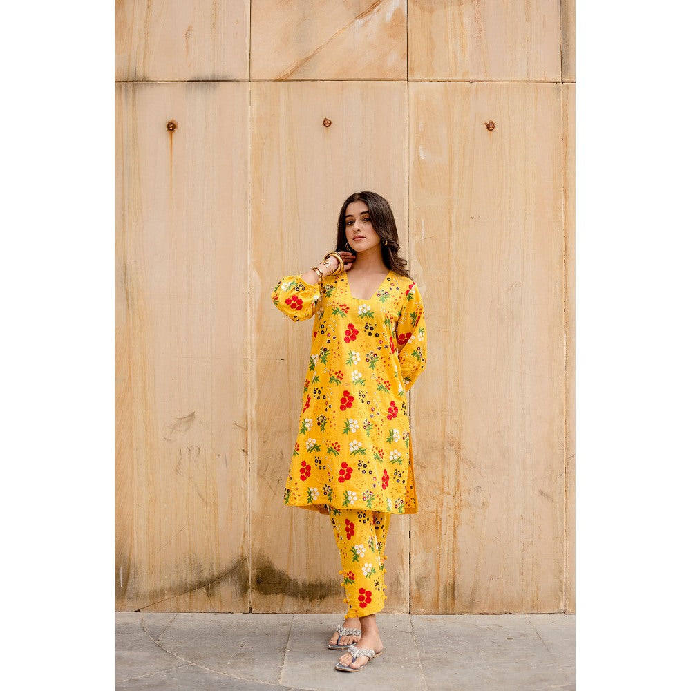 Gulabo Jaipur Garden Yellow Kurta with Pants (Set of 2)