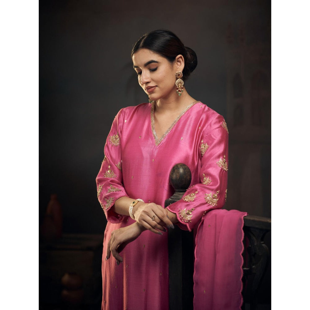 Hirika & Dhruti Pink Chaand Embroidery Kurta with Pant and Dupatta (Set of 3)