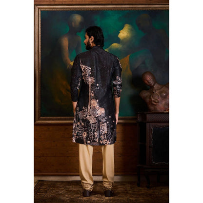 HISTORI Cotton Silk Men Black Geometric Kurta with Churidar