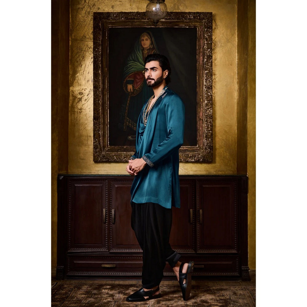 HISTORI Satin Men Blue Embellished Kurta with Salwar