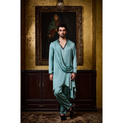 HISTORI Satin Men Green Embellished Kurta with Salwar