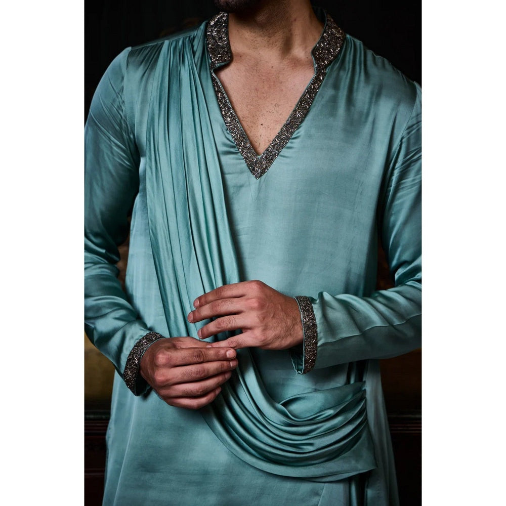 HISTORI Satin Men Green Embellished Kurta with Salwar
