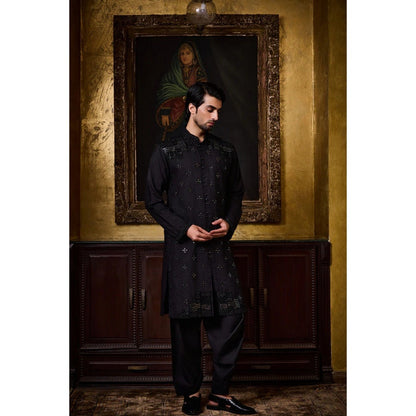 HISTORI Cotton Silk Men Black Embellished Kurta with Salwar
