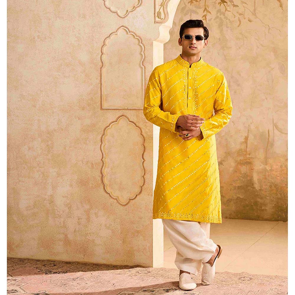 HISTORI Chanderi Men Yellow Embellished Kurta with Salwar