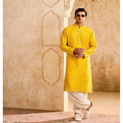 HISTORI Chanderi Men Yellow Embellished Kurta with Salwar