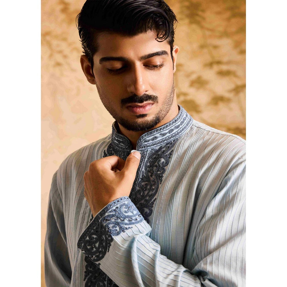 HISTORI Cotton Silk Men Blue Embroidered Kurta with Churidar