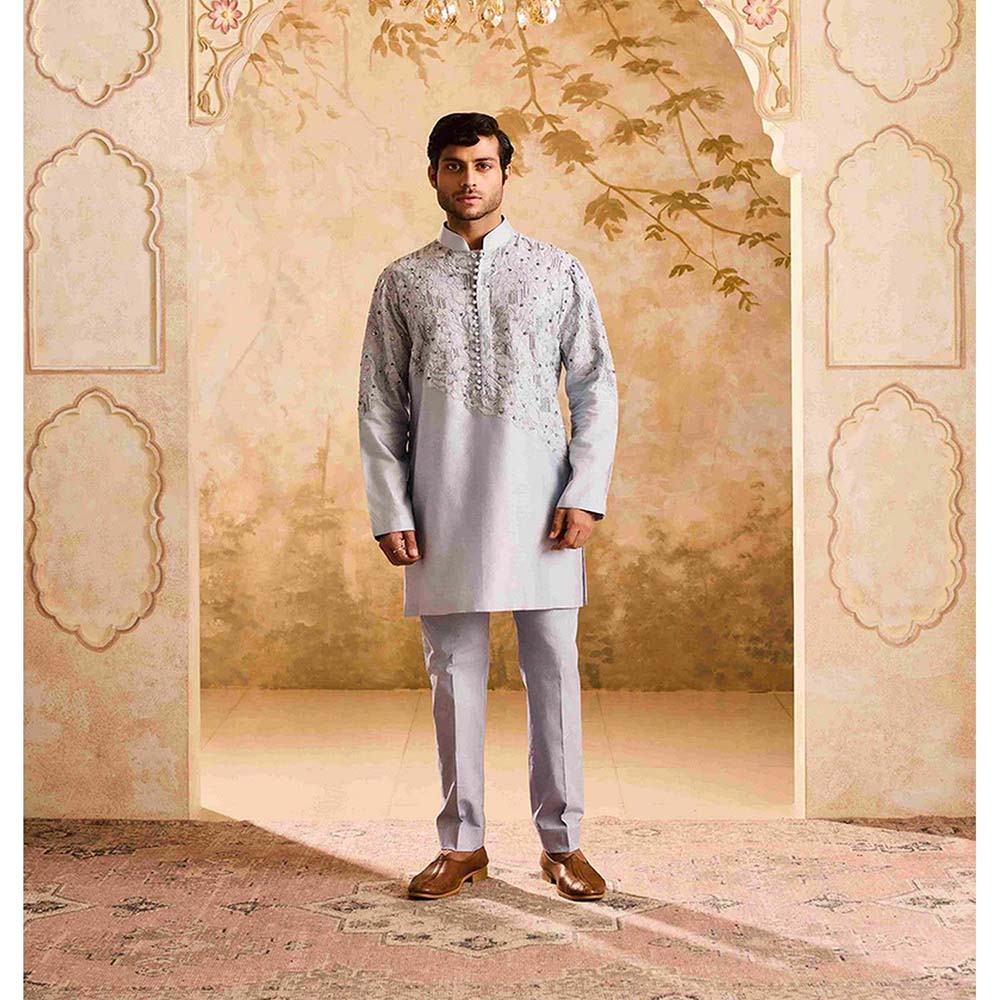 HISTORI Chanderi Men Blue Embroidered Kurta with Trouser