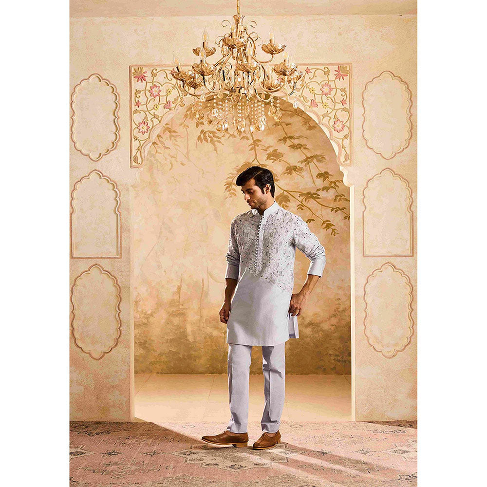 HISTORI Chanderi Men Blue Embroidered Kurta with Trouser